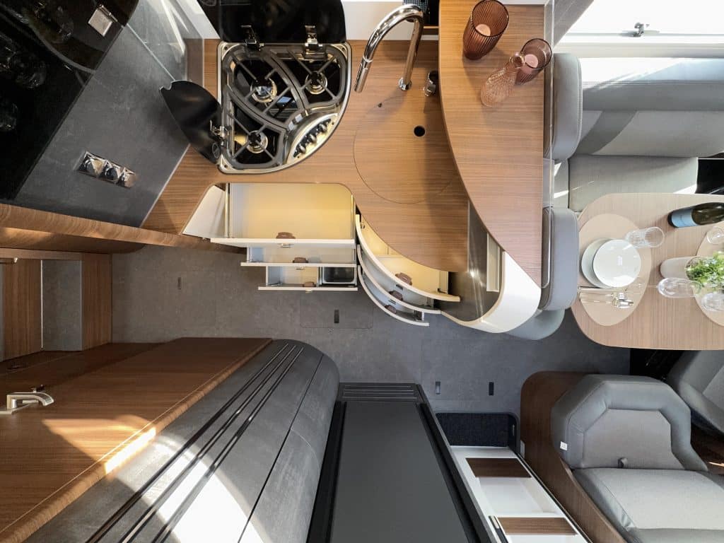 019_chic c-line 4.9 LE RSF-Edition